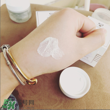 希思黎角質(zhì)調(diào)理霜好用嗎？希思黎角質(zhì)調(diào)理霜用法