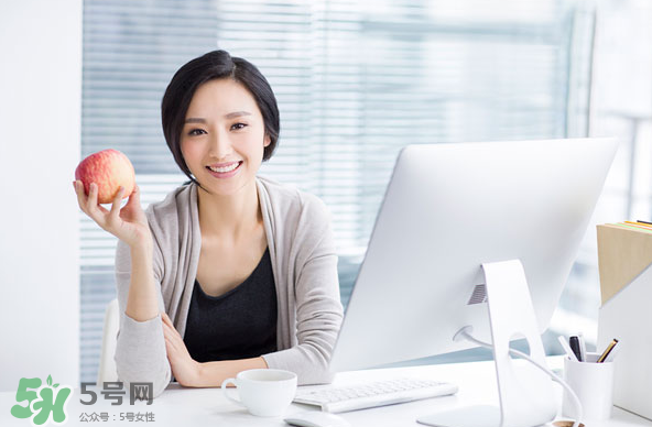 低血糖跟胖瘦有關(guān)系嗎？低血糖跟血壓有關(guān)系嗎？