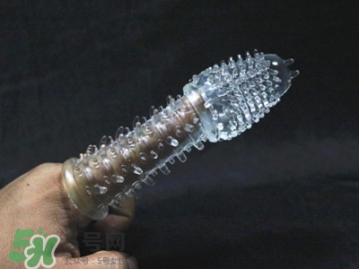 狼牙棒避孕套能用幾回？狼牙棒避孕套能和震動環(huán)搭配使用嗎？