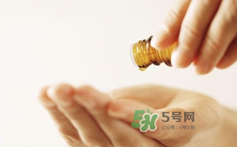 使用潤(rùn)滑劑會(huì)降低性欲嗎？用口水做潤(rùn)滑劑好嗎？