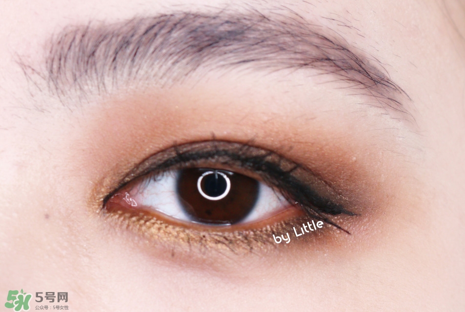 urban decay basquiat眼影盤色號(hào)_巴斯奎特眼影盤試色圖