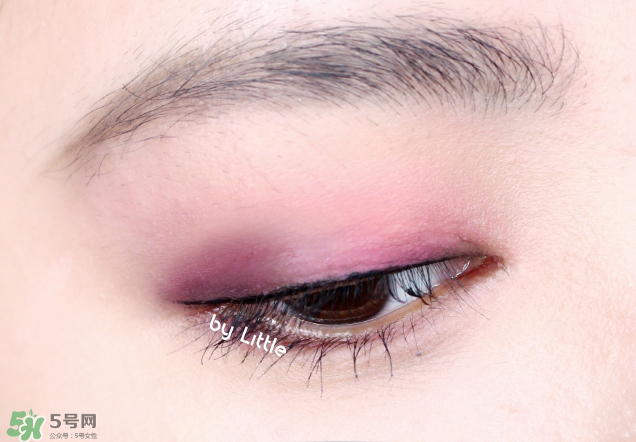 urban decay basquiat眼影盤色號(hào)_巴斯奎特眼影盤試色圖