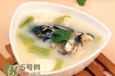 產(chǎn)婦鯽魚湯什么時(shí)候喝？產(chǎn)婦鯽魚湯放調(diào)料嗎？