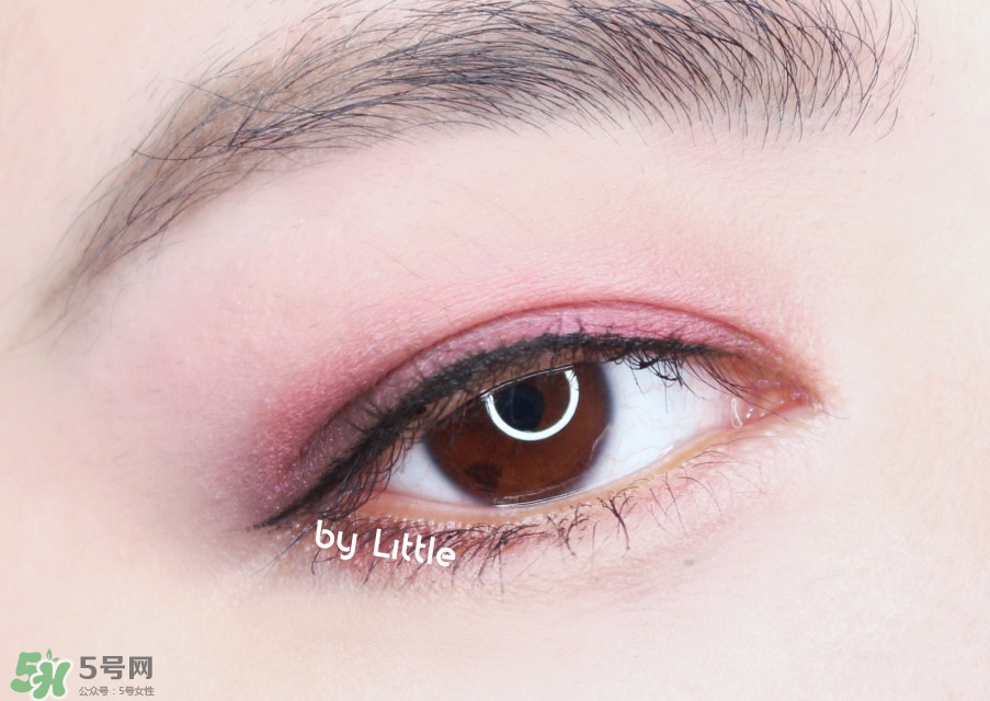 urban decay basquiat眼影盤色號(hào)_巴斯奎特眼影盤試色圖