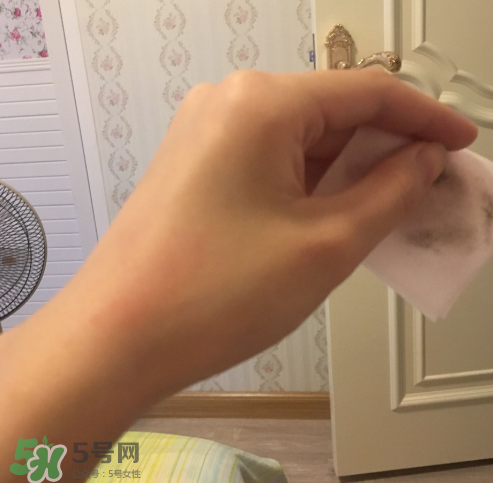 bobbi brown液體眼線(xiàn)筆多少錢(qián)？芭比波朗眼線(xiàn)液筆價(jià)格