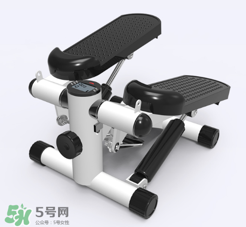 踏步機(jī)帶扶手的好嗎？踏步機(jī)有扶手和沒扶手哪個好？