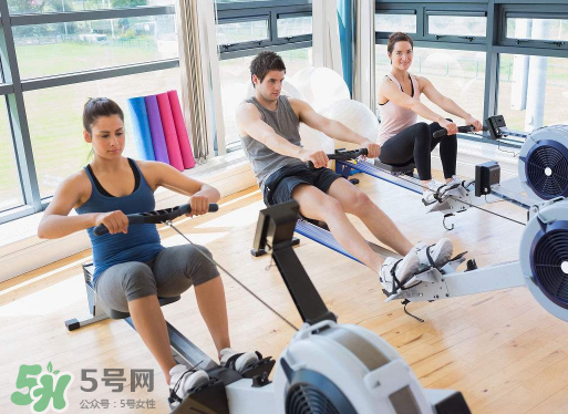 劃船機(jī)是有氧運(yùn)動(dòng)嗎？劃船機(jī)是有氧還是無氧？