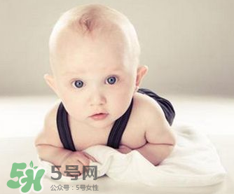 剪臍帶是寶寶疼還是媽媽疼？剪臍帶孕婦會痛嗎？