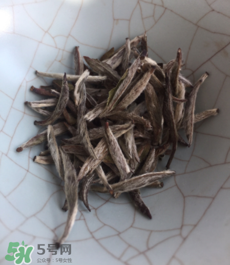 白毫銀針屬于綠茶嗎？白毫銀針是什么茶？