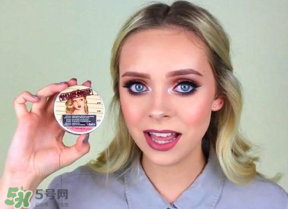 The balm高光粉餅怎么樣？The balm高光粉餅好用嗎？