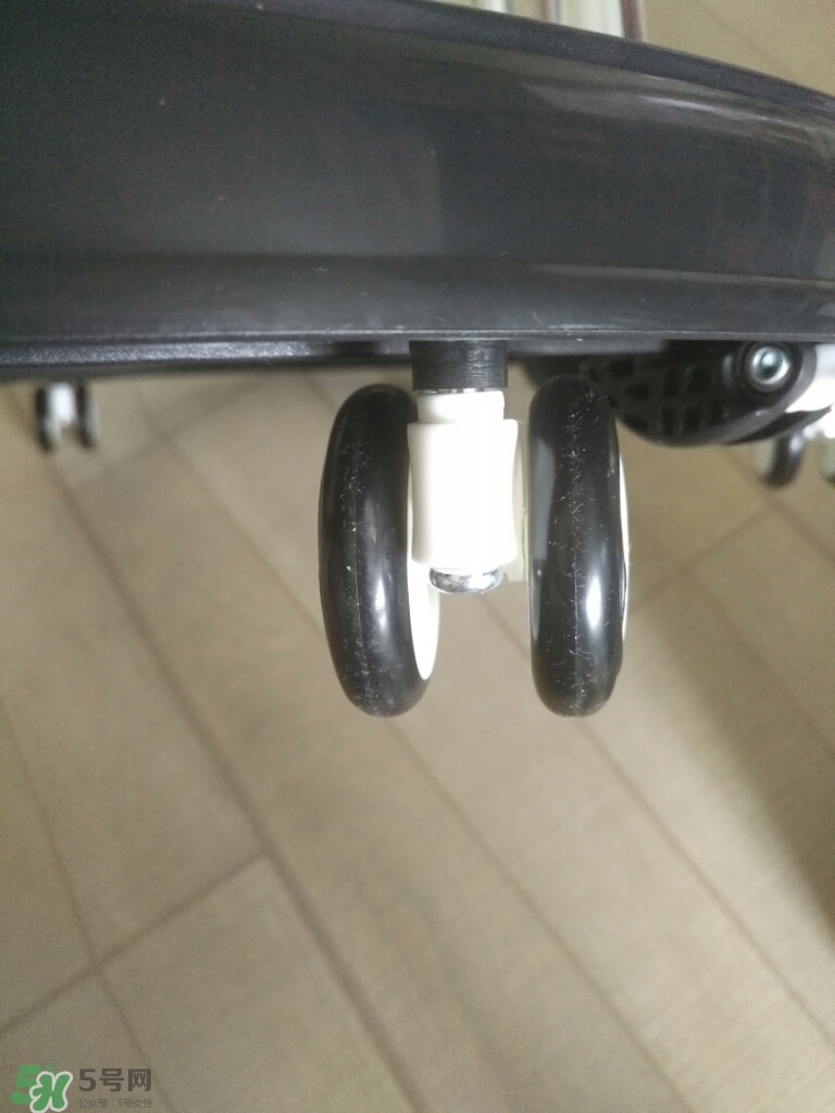 學(xué)步車哪個(gè)牌子的好？寶寶幾個(gè)月可以坐學(xué)步車？