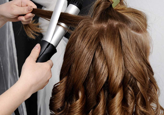 染發(fā)和燙發(fā)哪個(gè)更傷頭發(fā)？頭發(fā)怎么保養(yǎng)好