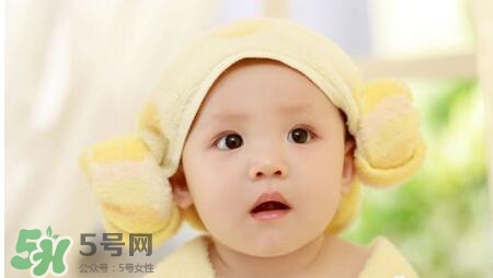 剛出生的寶寶要注意什么？剛出生的寶寶要準(zhǔn)備哪些東西？