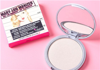 The balm高光粉餅怎么樣？The balm高光粉餅好用嗎？