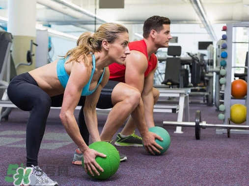 藥球重量怎么選擇？藥球用多重的合適？