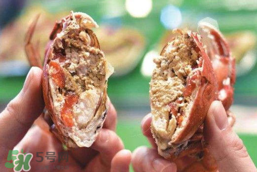 蟹黃是黑色的怎么回事？蟹黃中間有黑的是什么？
