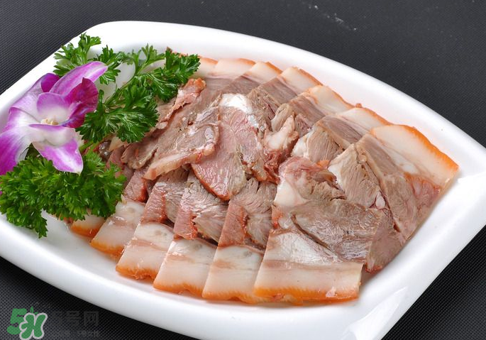 豬頭肉怎么挑選？豬頭肉怎么處理？