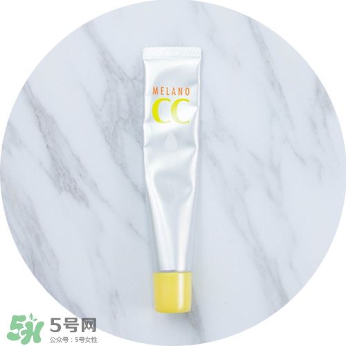 為什么美白精華用了沒(méi)有變白 挑選美白產(chǎn)品的方法 為什么美白精華用了沒(méi)有變白 挑選美白產(chǎn)品的方法