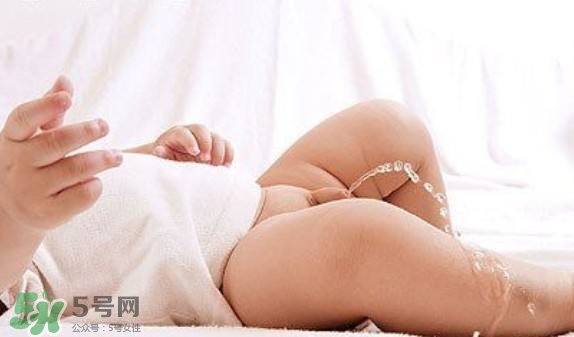 尿布和尿不濕哪個科學(xué)？尿布和尿不濕的區(qū)別