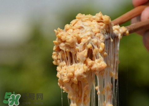 納豆能和紫菜一起吃嗎？納豆不能和什么一起吃