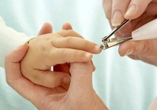 寶寶多大可以剪指甲？寶寶剪指甲的正確方法