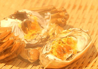 蟹黃是黑色的怎么回事？蟹黃中間有黑的是什么？