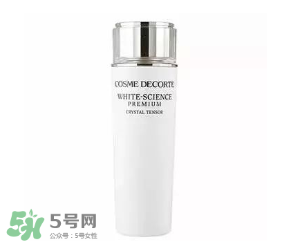 化妝水你選對了嗎？8款熱門明星化妝水測評