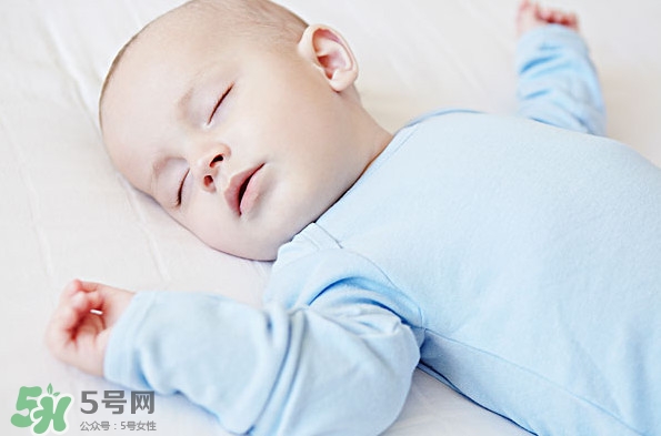 寶寶張嘴睡覺怎么回事？寶寶張嘴睡覺怎么糾正？