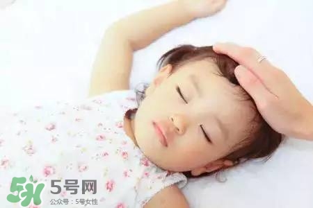 寶寶午睡多長時(shí)間才好？寶寶午睡的最佳時(shí)間