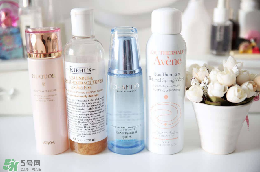 光擦保濕型化妝水就能有效保濕?怎樣正確的使用化妝水？