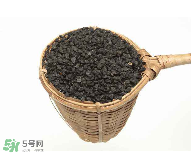 韭菜籽可以泡酒嗎？韭菜籽可以腌著吃嗎？