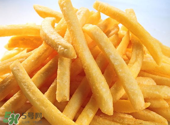 薯條可以用微波爐加熱嗎？薯條怎么加熱？