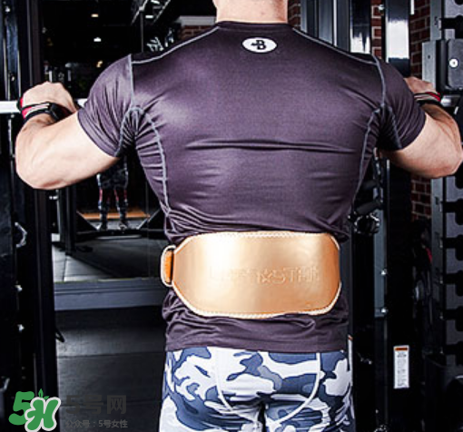 舉重為什么要帶腰帶？舉重腰帶的作用