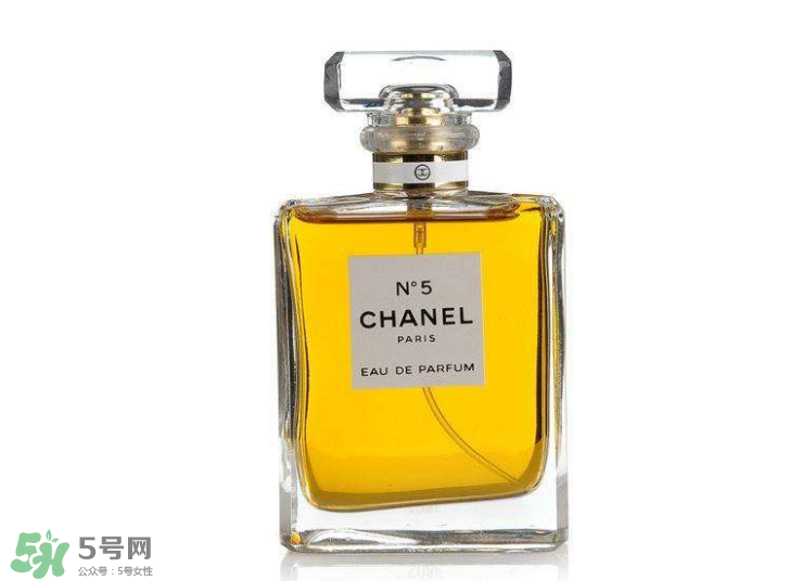 香水的正確使用方法 香水的等級區(qū)分 香水的正確使用方法 香水的等級區(qū)分