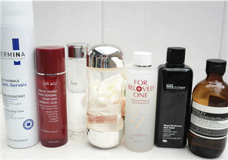 敏感肌怎么買(mǎi)化妝水？爽膚水收斂水清潔水都要買(mǎi)？