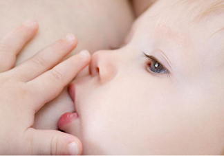 母乳能做什么？母乳可以放冰箱保鮮多久？