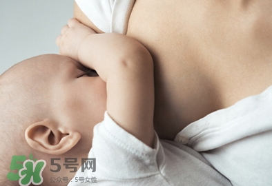 母乳能做什么？母乳可以放冰箱保鮮多久？
