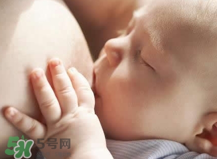 母乳能做什么？母乳可以放冰箱保鮮多久？