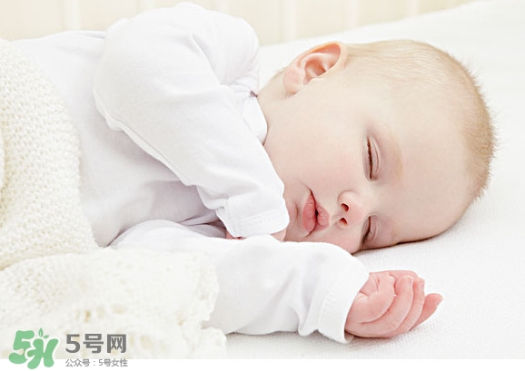 寶寶張嘴睡覺怎么回事？寶寶張嘴睡覺怎么糾正？