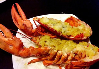 波士頓龍蝦有什么簡(jiǎn)單好吃的做法？波士頓龍蝦要怎么殺