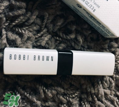 芭比波朗至盈呵護潤唇膏能當(dāng)口紅用嗎