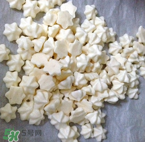 溶溶豆幾個月可以吃？溶溶豆的吃法講解