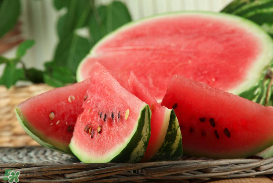 秋季養(yǎng)生食譜有哪些？秋季健康靠這些