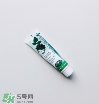 Dentiste牙膏怎么樣？Dentiste牙膏使用感受