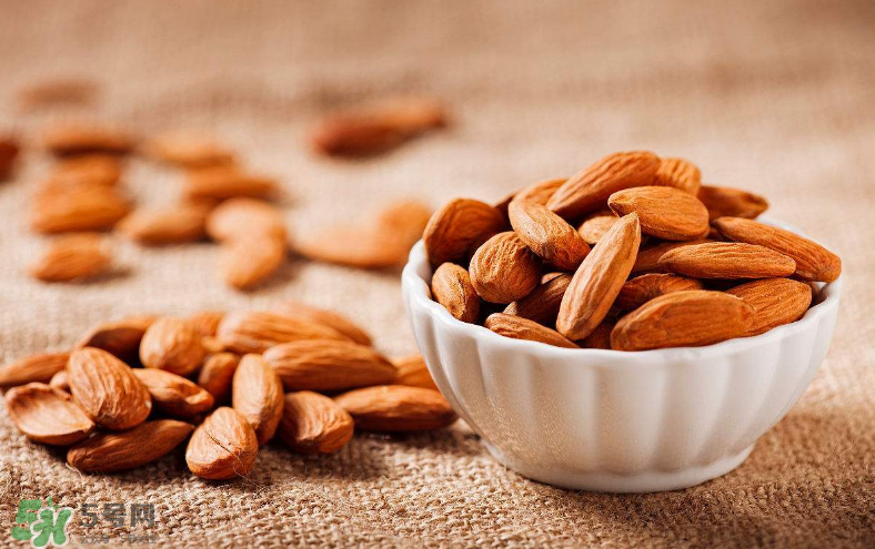 秋天吃什么養(yǎng)生？秋天養(yǎng)生食譜