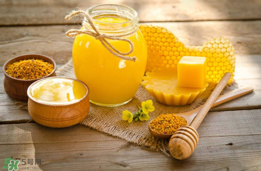 秋天吃什么養(yǎng)生？秋天養(yǎng)生食譜