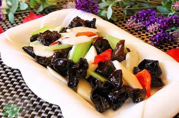 秋天吃什么養(yǎng)生？秋天養(yǎng)生食譜