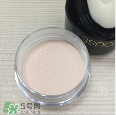 ILISYA柔色定妝蜜粉多少錢？ILISYA柔色定妝蜜粉怎么樣？