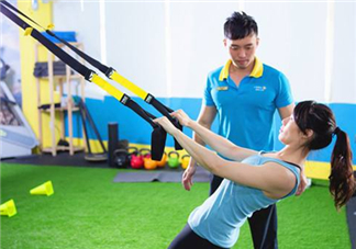 trx劃船是練什么的？trx劃船怎么練？