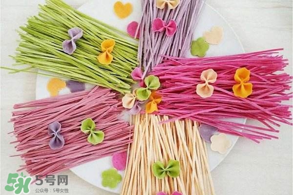 寶寶多大能吃調(diào)料？給寶寶輔食加調(diào)料的原則